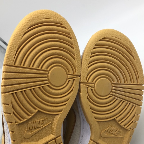 Women’s Nike Dunk Low LX Yellow/White DV7411-200 USED Size 6 - Picture 12 of 13